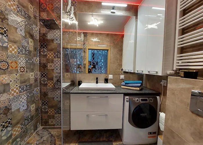 Апартаменти Kamienica Park 91 *